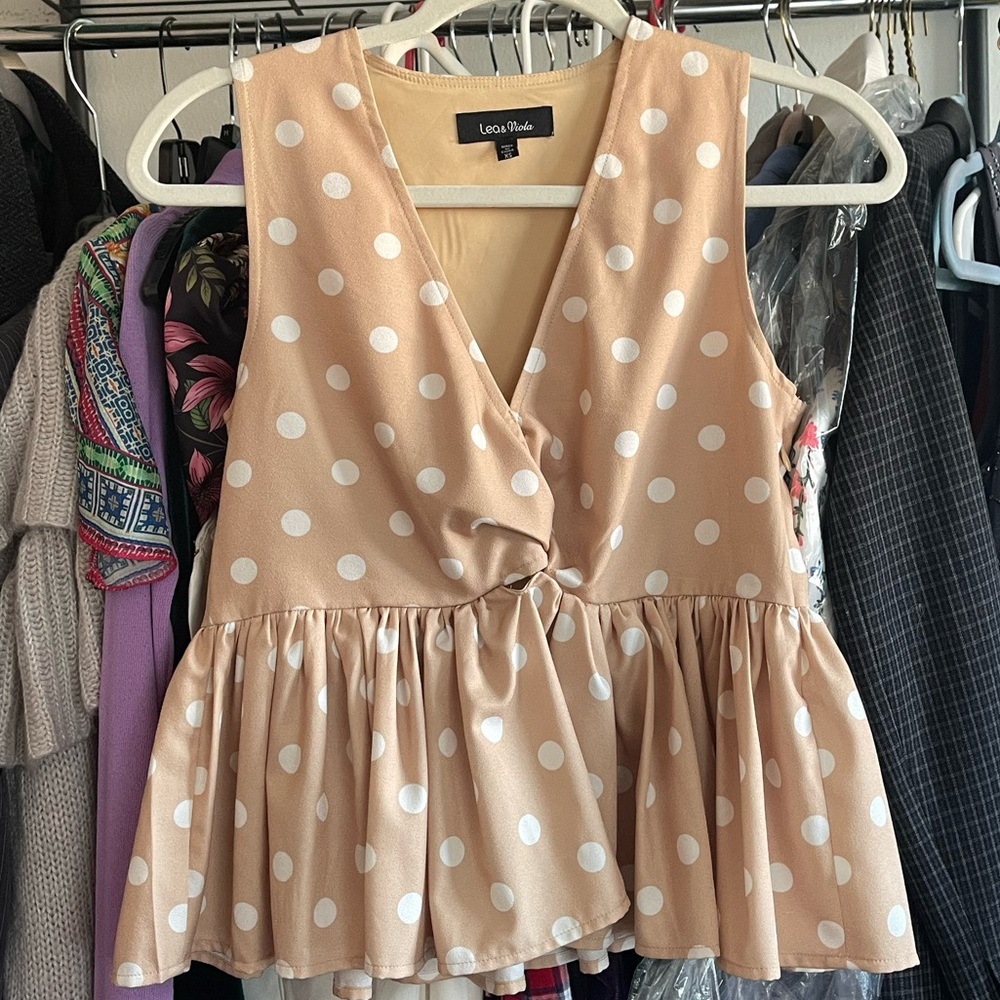 🤍✨Lea & Viola Polka Dot top✨🤍